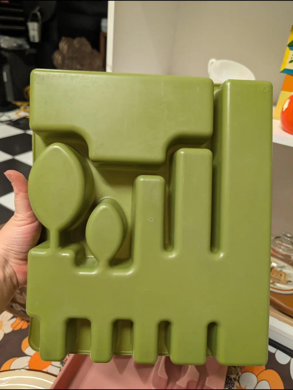 Olive Green Rubbermaid Vintage Utensil Organizer